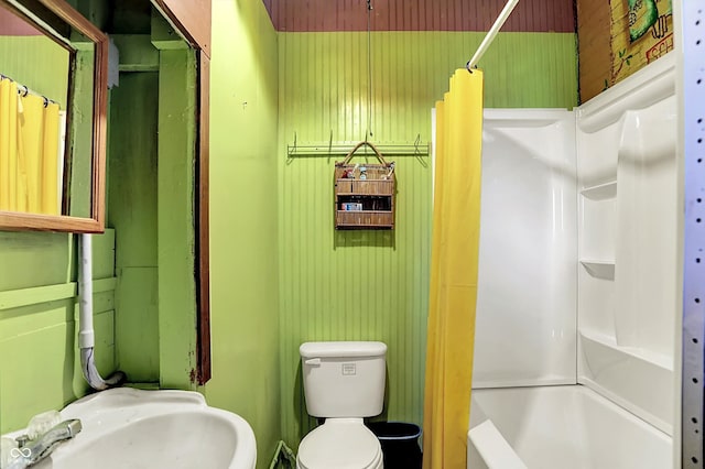 2490 S County Road 60 E, Greensburg, IN 47240 - full bath with shower / bath combination with curtain, toilet, and a sink