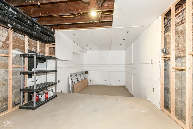 1212 S Senate Ave, Indianapolis, IN 46225 - photo 14