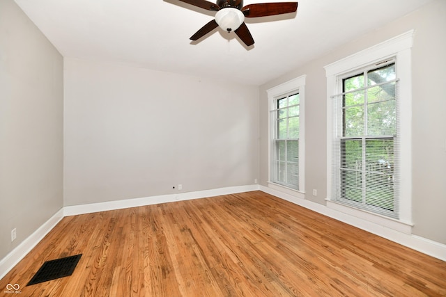 631 Prospect St, Indianapolis, IN 46203 - empty room featuring light wood-type flooring and ceiling fan
