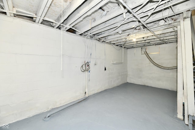 2966 N Olney St, Indianapolis, IN 46218 - view of unfinished below grade area