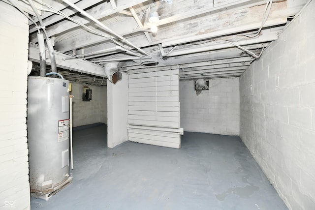 2966 N Olney St, Indianapolis, IN 46218 - unfinished below grade area featuring water heater