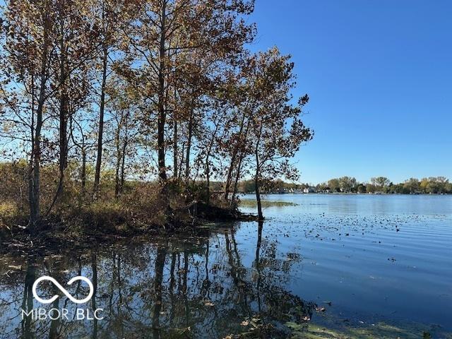 125 Ems B20C Ln, Pierceton, IN 46562 - water view