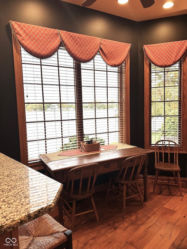 125 Ems B20C Ln, Pierceton, IN 46562 - dining space featuring a ceiling fan, wood finished floors, and recessed lighting