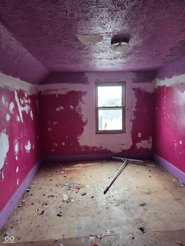 1331 S 14th St, New Castle, IN 47362 - view of additional living space