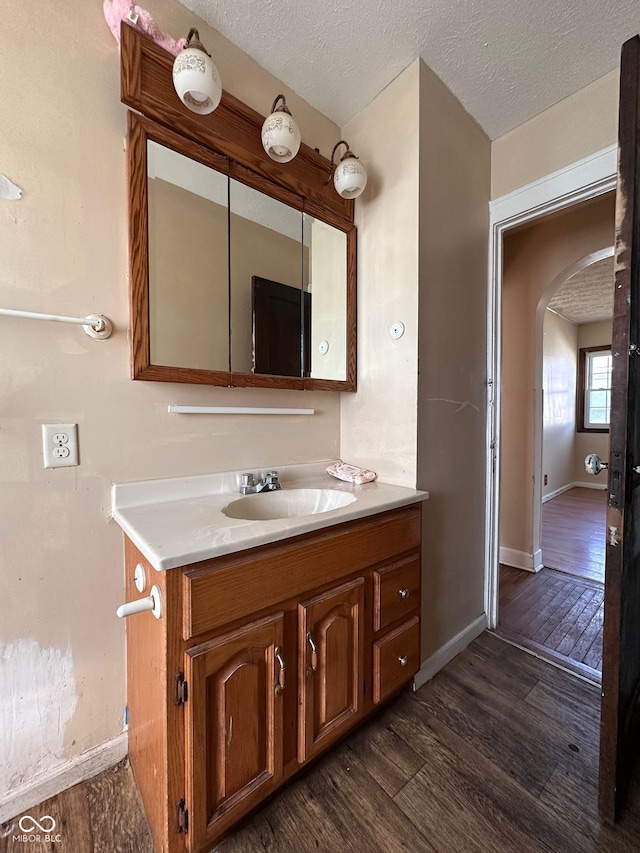 3646 Creston Dr, Indianapolis, IN 46222 - photo 14