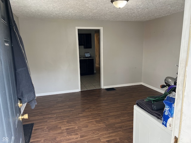 4305 Crittenden Ave, Indianapolis, IN 46205 - photo 4