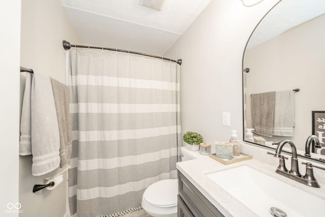 433 N 15th Ave, Beech Grove, IN 46107 - bathroom featuring toilet, vanity, and a shower with shower curtain