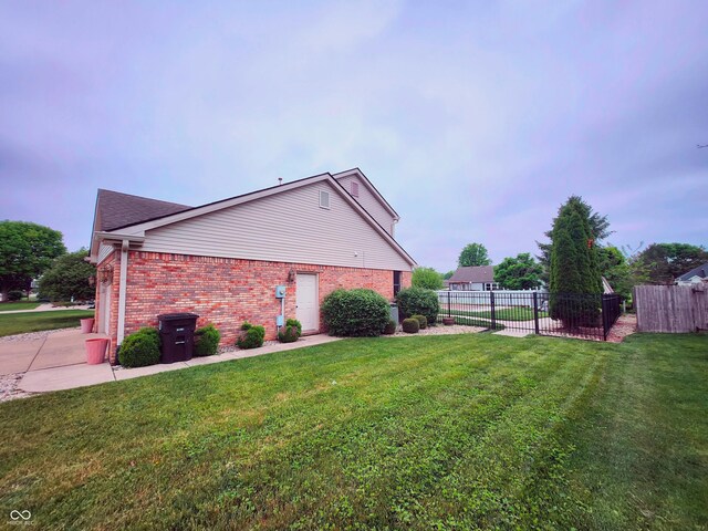1026 Summer Way Dr, Shelbyville, IN 46176 - view of side of property with brick siding
