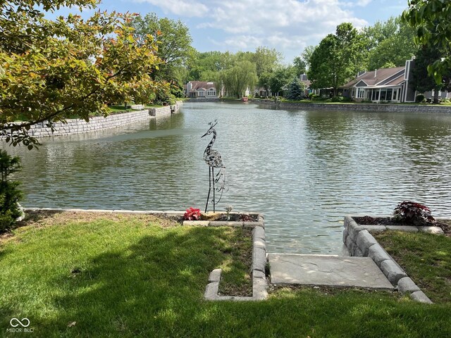7440 Sylvan Ridge Rd, Indianapolis, IN 46240 - water view