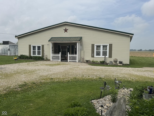 1123 S County Road 855 W, Greensburg, IN 47240 - rear view of house with a yard