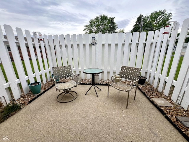 2508 Pamela Ct, Anderson, IN 46012 - view of patio featuring fence