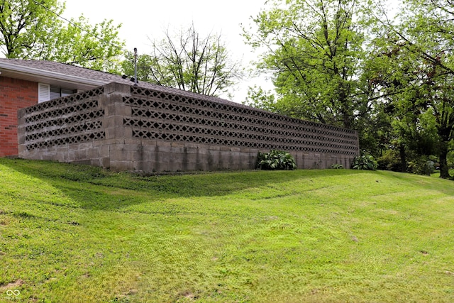 706 Bobs Ct, Beech Grove, IN 46107 - view of green lawn