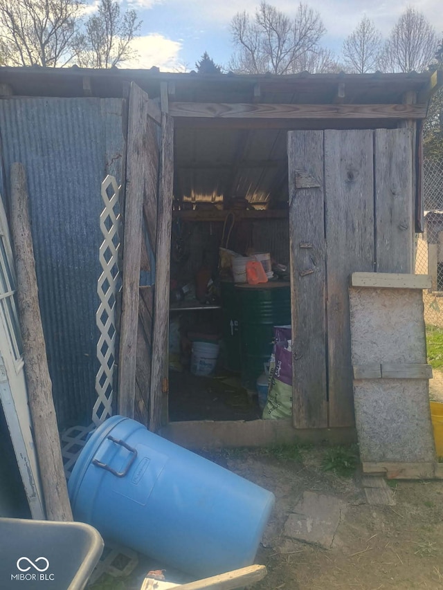view of outbuilding featuring an outbuilding