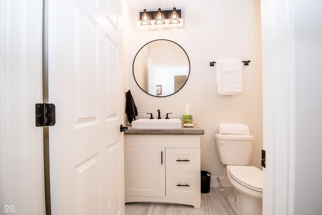 2686 Lafayette Ave, Columbus, IN 47201 - bathroom featuring vanity and toilet