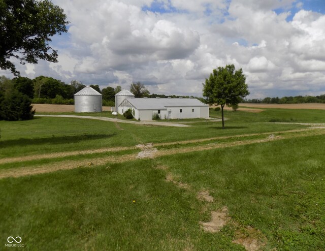 9739 S County Road 825 E, Cloverdale, IN 46120 - view of grassy yard featuring an outbuilding