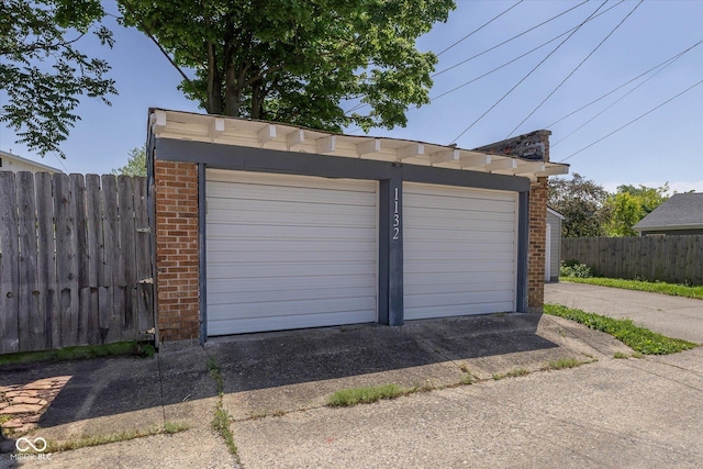 1132 Evison St, Indianapolis, IN 46203 - view of detached garage