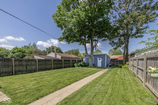 1132 Evison St, Indianapolis, IN 46203 - view of yard featuring an outdoor structure