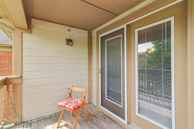 8910 Hunters Creek Dr Unit 207, Indianapolis, IN 46227 - view of exterior entry