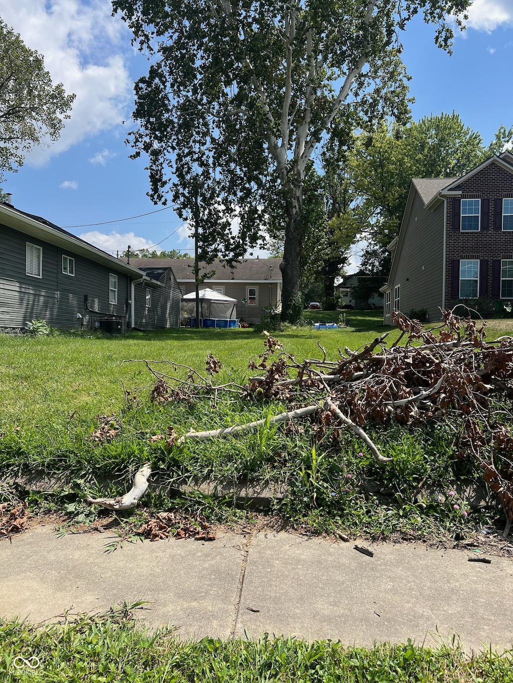 1963 Hillside Ave, Indianapolis, IN 46218