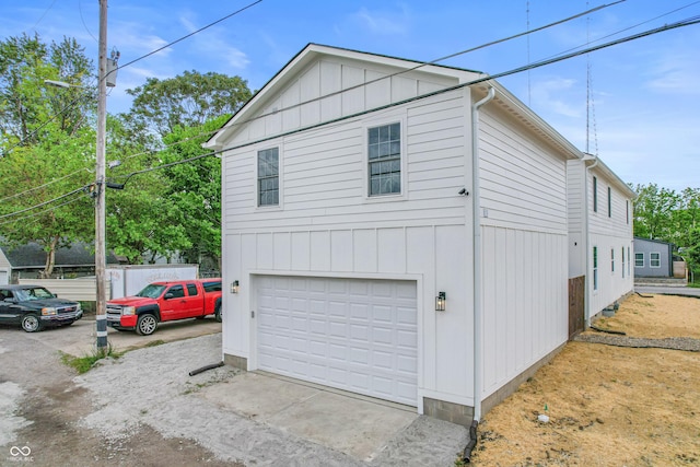 1825 E Maryland St, Indianapolis, IN 46201 - view of property exterior featuring an attached garage