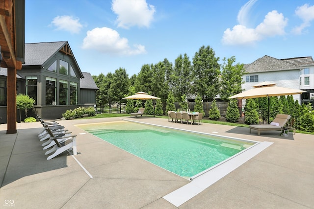 7116 Trail Ridge Ln, Indianapolis, IN 46259 - view of swimming pool with a patio area