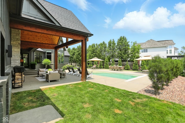 7116 Trail Ridge Ln, Indianapolis, IN 46259 - swimming pool with a patio area and outdoor lounge area