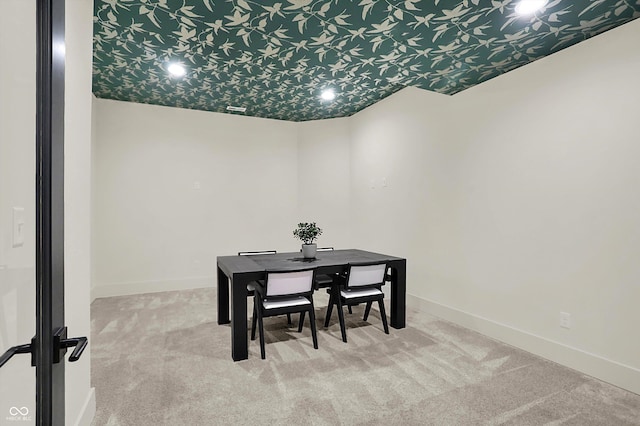 7116 Trail Ridge Ln, Indianapolis, IN 46259 - dining space featuring carpet