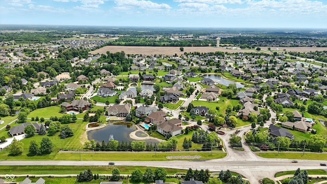7116 Trail Ridge Ln, Indianapolis, IN 46259 - aerial overview of property's location featuring a nearby body of water and nearby suburban area