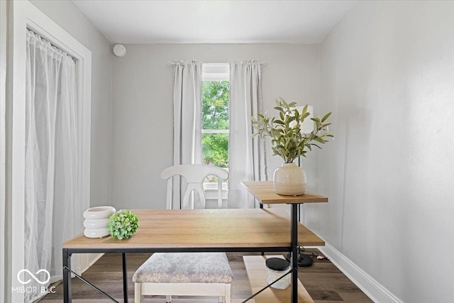 606 E County Line Rd, Indianapolis, IN 46227 - home office with wood finished floors and baseboards