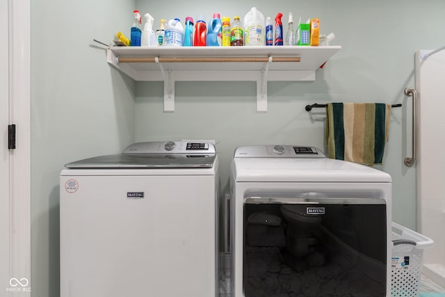 1959 Sophia Ln, Seymour, IN 47274 - laundry room with washing machine and dryer