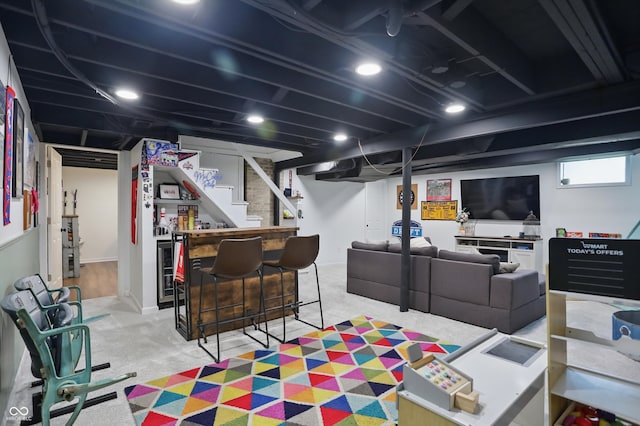 game room featuring carpet