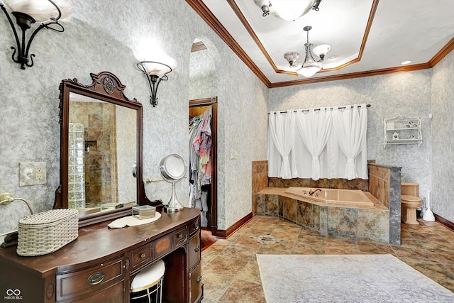 893 W 500 S, Anderson, IN 46013 - bathroom with crown molding, a garden tub, a chandelier, toilet, and baseboards
