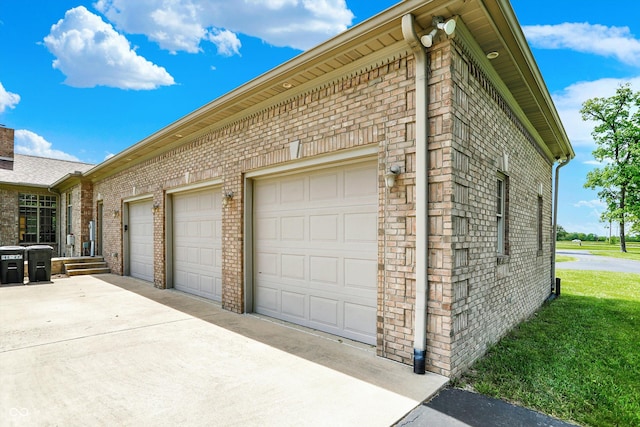 893 W 500 S, Anderson, IN 46013 - garage featuring driveway