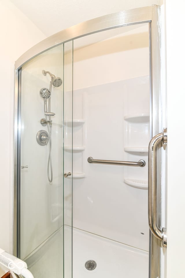 4504 Harvard Dr, Anderson, IN 46013 - full bath with a shower stall
