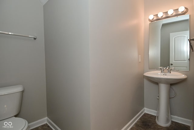 8354 Fieldfare Way, Indianapolis, IN 46237 - half bathroom with toilet and baseboards