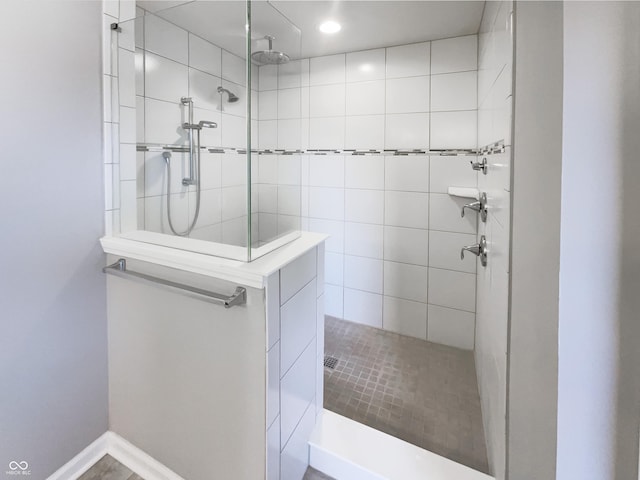 18230 Sandy Cove Ln, Westfield, IN 46074 - full bathroom featuring a walk in shower
