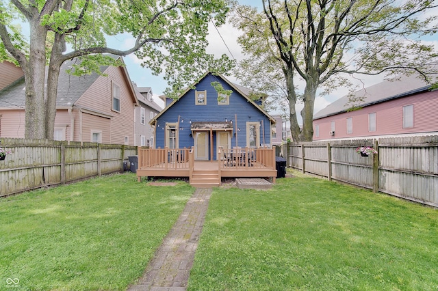 1009 Broadway St, Indianapolis, IN 46202 - rear view of property with a wooden deck