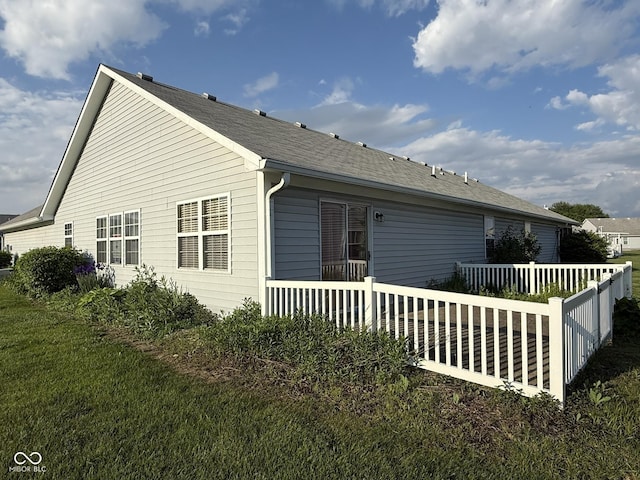 11523 Coastal Way, Indianapolis, IN 46229 - view of side of property with a yard