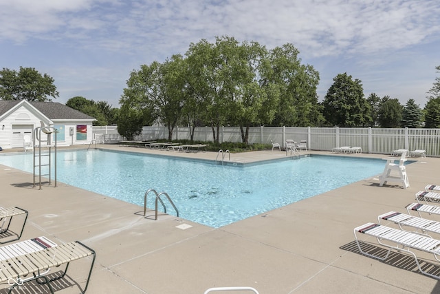 6542 E Edna Mills Dr, Camby, IN 46113 - community pool featuring a patio area and view of wooded area