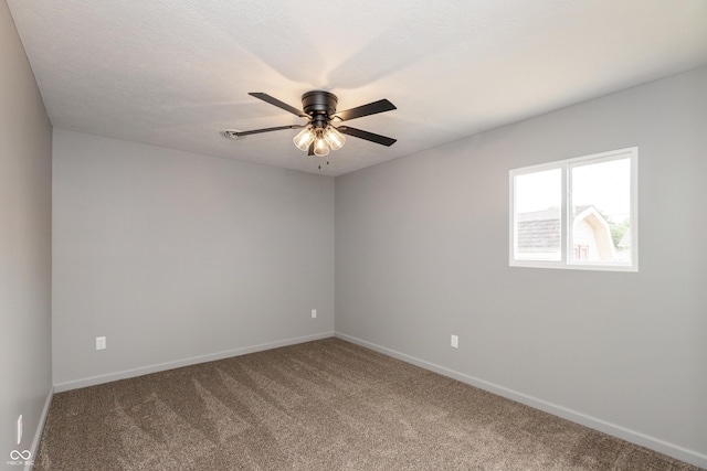 521 Sunset Dr, Edinburgh, IN 46124 - unfurnished room with carpet flooring, ceiling fan, and baseboards