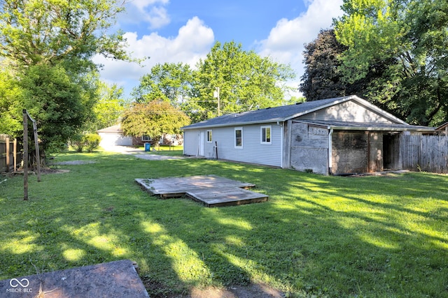 6017 Bluff Crest Ct, Indianapolis, IN 46217 - view of yard featuring a deck