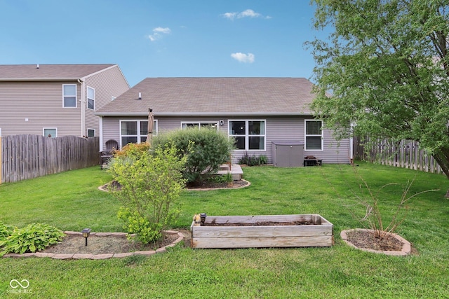 2911 W Hawanian Ln, Monrovia, IN 46157 - back of house featuring a shingled roof