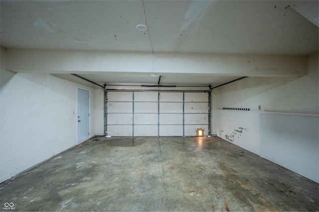 917 Timothy Ct, Bloomington, IN 47403 - view of garage