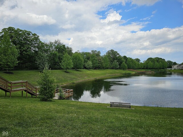 10836 Zimmerman Ln, Indianapolis, IN 46231 - water view