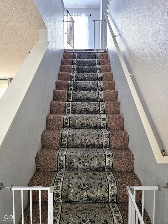 10836 Zimmerman Ln, Indianapolis, IN 46231 - view of stairway