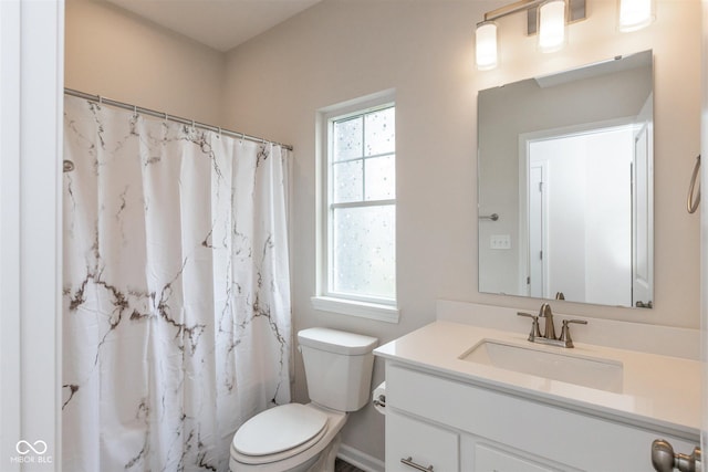 3980 Railhead Ave, Westfield, IN 46074 - bathroom with vanity, toilet, and a shower with curtain