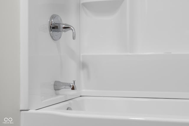 632 W Central Ave, Greensburg, IN 47240 - view of full bath