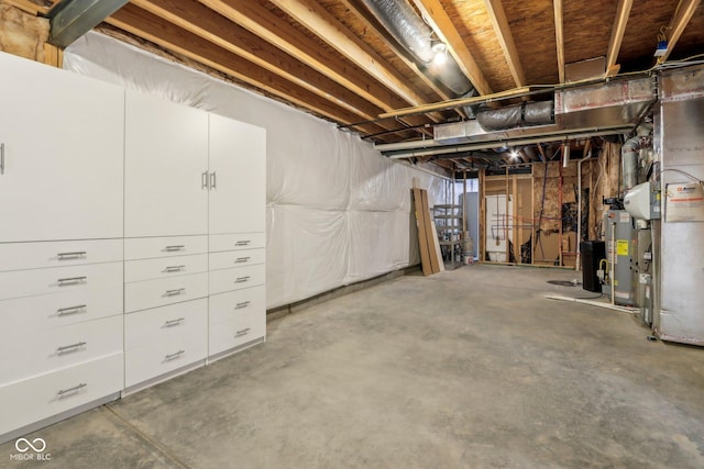 3744 Abney Point Dr, Carmel, IN 46077 - unfinished below grade area with water heater