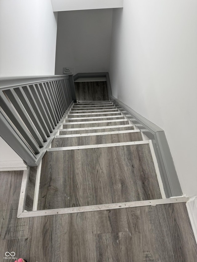 1322 S Belmont Ave, Indianapolis, IN 46221 - view of stairway
