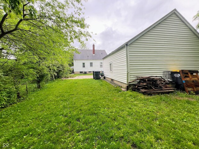 1714 Jefferson St, Anderson, IN 46016 - view of green lawn